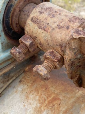 Eski paslı metal boru endüstrisi sitesi