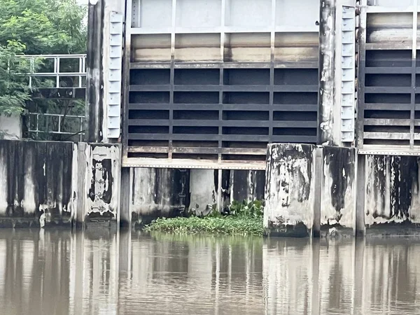 泰国国内的大坝关闭 — 图库照片