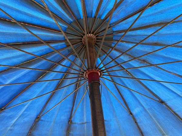 Gros Plan Parapluie Bleu — Photo