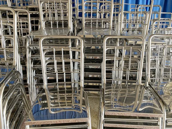 Leere Stühle Einer Reihe — Stockfoto