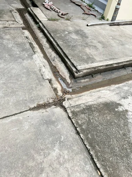 Parede Pedra Velha Com Piso Concreto — Fotografia de Stock