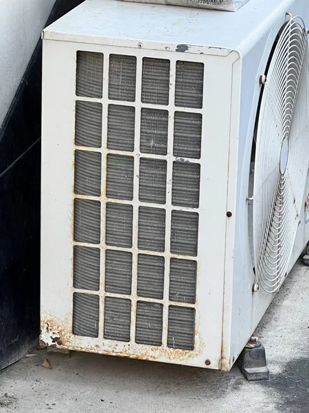 Viejo Sistema Ventilación Metal Oxidado — Foto de Stock