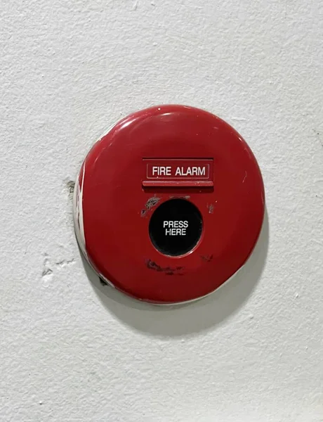 Красный Пожарный Гидрант Белом Фоне — стоковое фото
