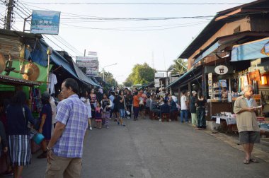 Kanchanaburi Tayland 'daki insanlar