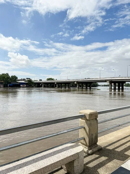 Προκυμαία Κοντά Στον Ποταμό Bangprakong Στο Chachoengsao Ταϊλάνδης — Φωτογραφία Αρχείου