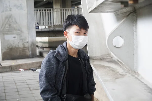 Young Man Protective Mask Black Surgical Cap Face Medical Masks — Φωτογραφία Αρχείου