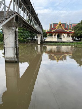 Tayland 'daki eski köprü.