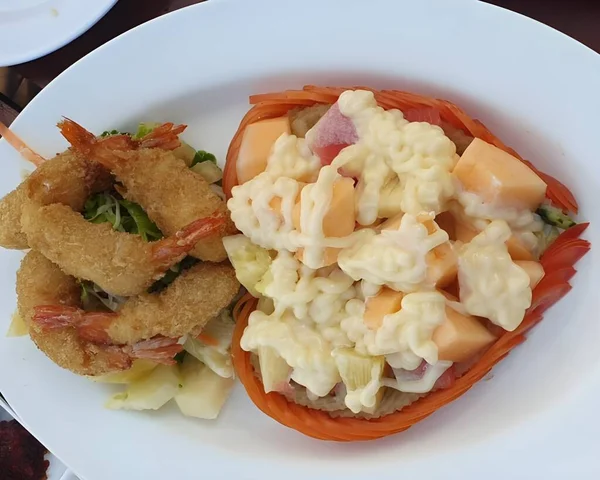 Close Tasty Food Crispy Shrimp Salad — Stok fotoğraf
