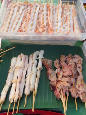 Merette kızartılmış domuz eti.