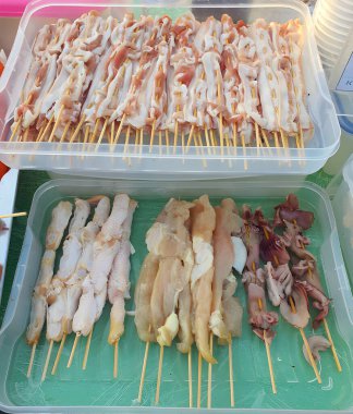 Lezzetli Asya yemeklerinin yakın görüntüsü