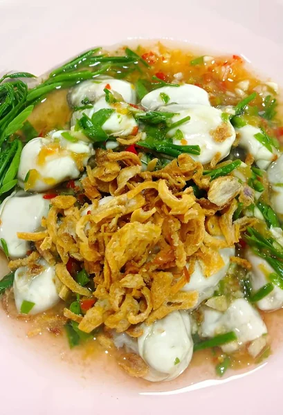 野菜とハーブで揚げたチキン卵の衣で揚げた牡蠣 カキオムレツ — ストック写真