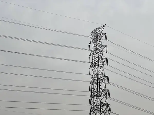 Vysokonapěťová Věž Vedení Přenosu Energie Zatažené Obloze — Stock fotografie