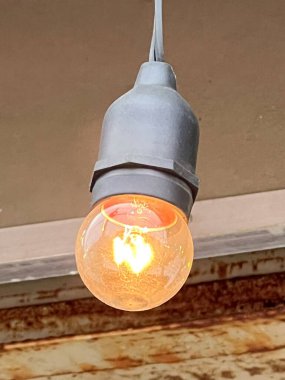 Tavanda klasik lamba var.