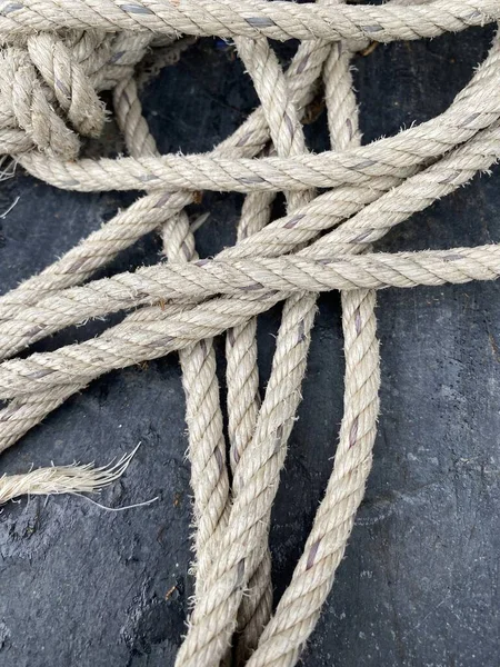 Nahaufnahme Von Seil Und Altem Schiff — Stockfoto