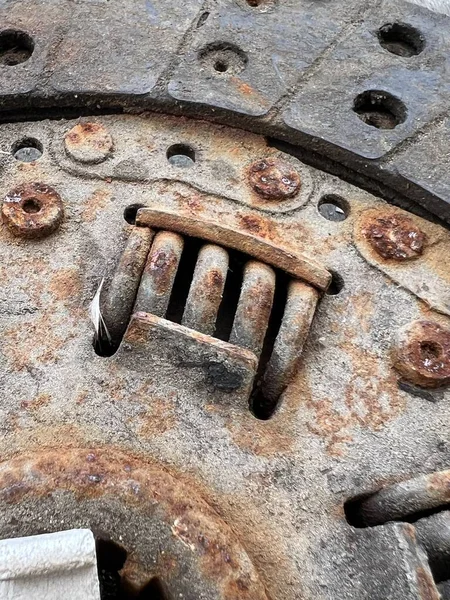 旧锈蚀金属轮 — 图库照片