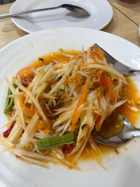 Zbliżenie Widok Pyszne Azjatyckie Jedzenie Sałatka Papaja — Zdjęcie stockowe