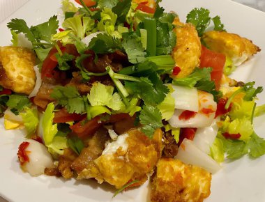 Sahanda yumurta, baharatlı Tayland gıda, Tayland Mutfağı, sağlıklı Tay gıda ile baharatlı salata