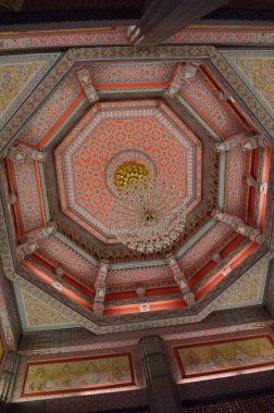 Tapınağın içini kapatın.