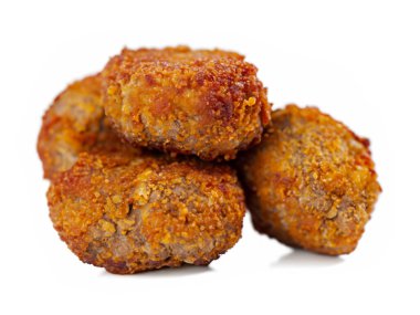 Baharatlı soslu kızarmış köfte..