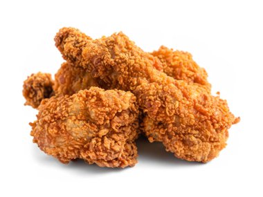 Beyaz arka plan üzerinde kızarmış tavuk baget