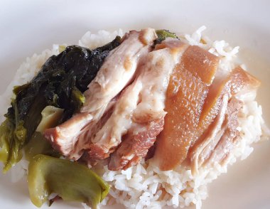 Domuz etli pilav fotoğrafı.