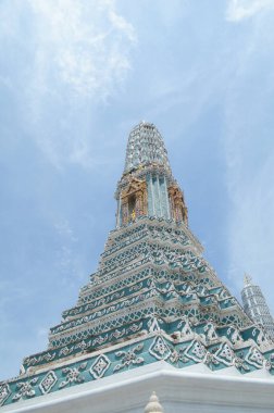 Wat Arun Ratchawararam Ratchawaramahawihan or Temple of Dawn in Bangkok Yai district, Thailand clipart