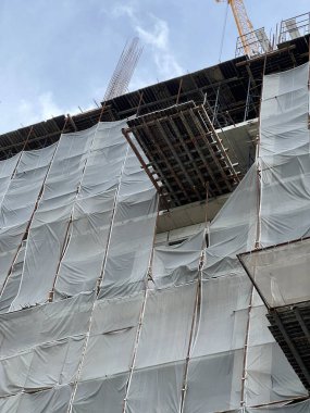 İnşaat iskelenin altında. yüksek kaliteli fotoğraf