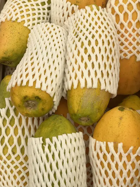 Sepette taze papaya