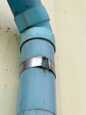 Binadaki eski pvc boruları