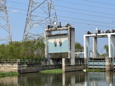 Barajlı elektrik hatları