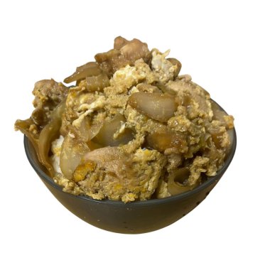 Tavuk, soğan ve yumurta kasede.