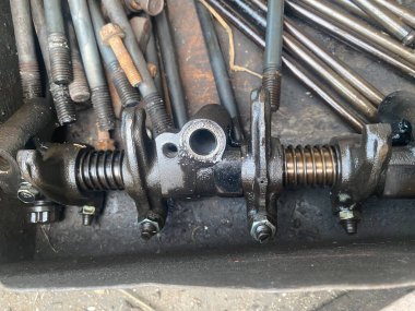 Arabanın bir parçasını kapat