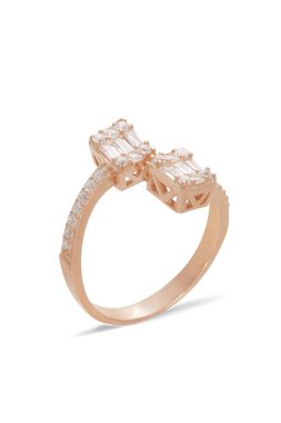 Beyaz arka planda mücevher görsel konsept. E-ticaret, sosyal medya, satış fotoğrafları.