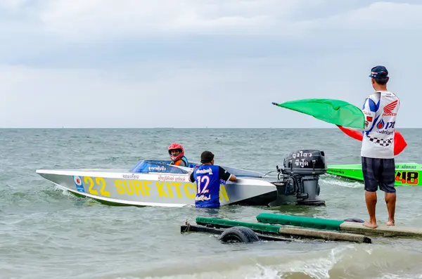 Chon Buri, Tayland - 10 Kasım 2018, Bangsaen Sahili 'nin sahilinde 4. Sürat Teknesi Yarışı Festivali, 2018.