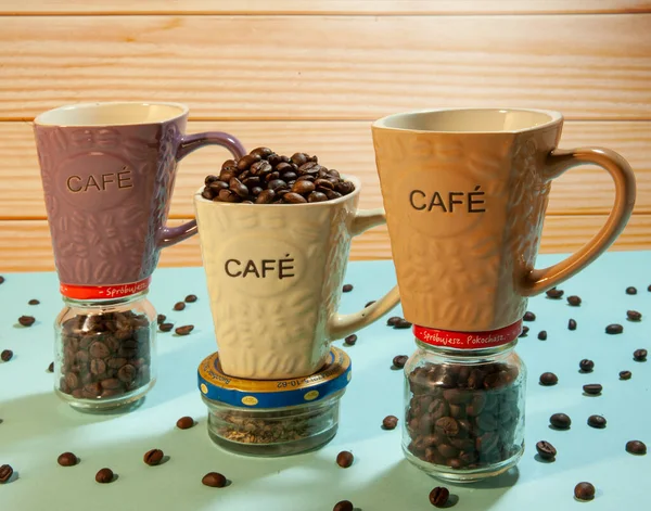 Uzhgorod Ukraine March 2023 Various Colorful Coffee Cups Coffee Beans — Stock Photo, Image