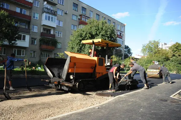 Şehirdeki cadde