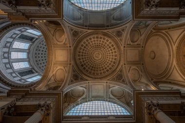 Pantheon 'da. Tavan manzarası