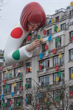 Avenue des Champs Elysees. View of the facade of Louis Vuitton with decoration by a contemporary artist