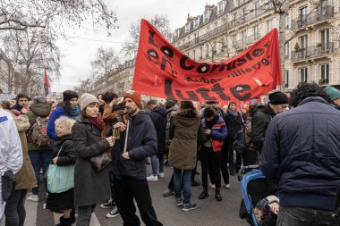 Paris, Fransa - 03 11 2023: grev. Paris 'te emeklilik reform projesine karşı gösteri