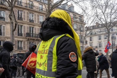 Paris, Fransa - 03 11 2023: grev. Paris 'te emeklilik reform projesine karşı gösteri