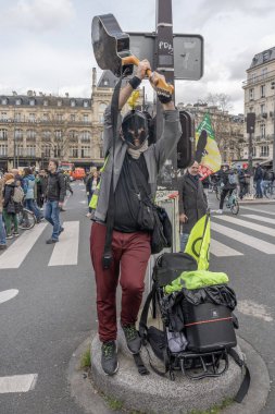 Paris, Fransa - 03 23 2023: grev. Paris 'te emeklilik reform projesine karşı gösteri