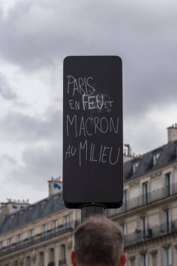 Paris, Fransa - 03 23 2023: grev. Paris 'te emeklilik reform projesine karşı gösteri