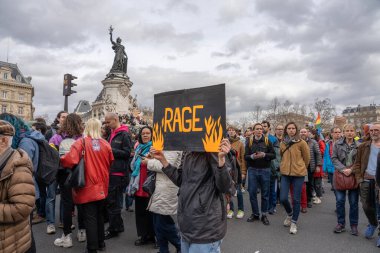 Paris, Fransa - 03 23 2023: grev. Paris 'te emeklilik reform projesine karşı gösteri