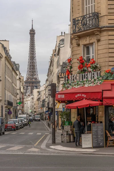 法国巴黎 2023 Saint Dominique Street View Famous Bar Eiffel Tower — 图库照片