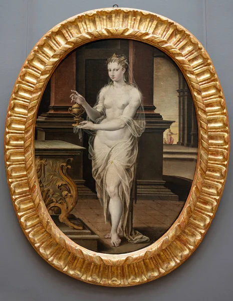 法国巴黎 2023 Louvre博物馆 阿耳特弥斯女王准备吞下她丈夫的骨灰 这些骨灰是Nicolo Dell Abate画的 — 图库照片
