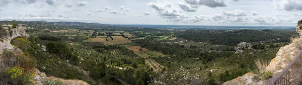 Pohled Příkrých Stran Náhorní Plošiny Costapera Vesnici Provence — Stock fotografie