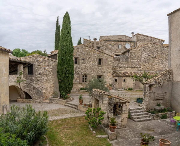 Stock image View of a typical house in a village in Provence