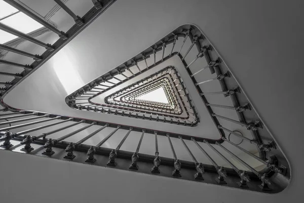 Вид Сверху Деревянную Лестницу Железный Прут — стоковое фото