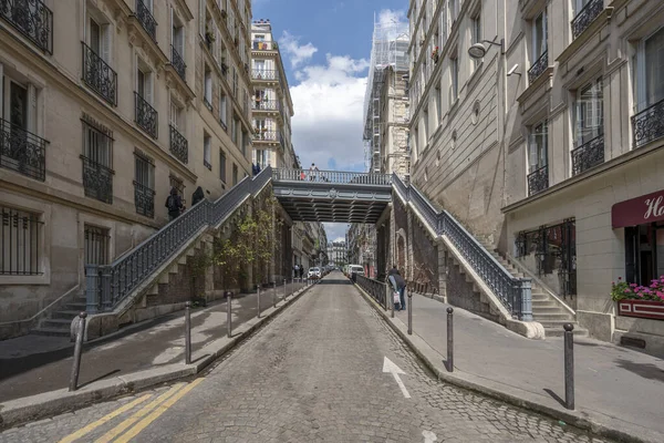 Paris Fransa 2023 Konut Binaları Olan Tipik Bir Taş Merdiven — Stok fotoğraf