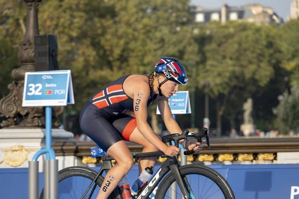 Paris Frankrike 2023 Paris 2024 Triathlon Testtävling Kvinnliga Triatleter Vid — Stockfoto